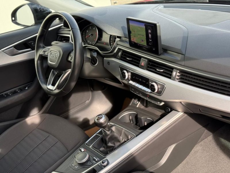 audi-a4-attraction-2016-2-0-diesel-150-cp-212-000-km