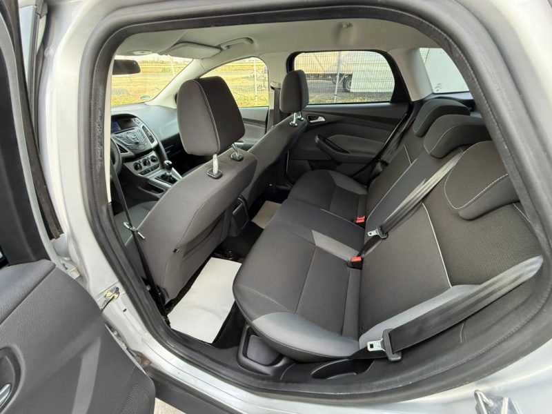 ford-focus-1-6-tdci-115cp-diesel-2012