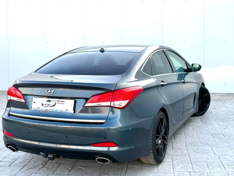 hyundai-i40-2012-1-7-diesel-136-cp-243-000-km