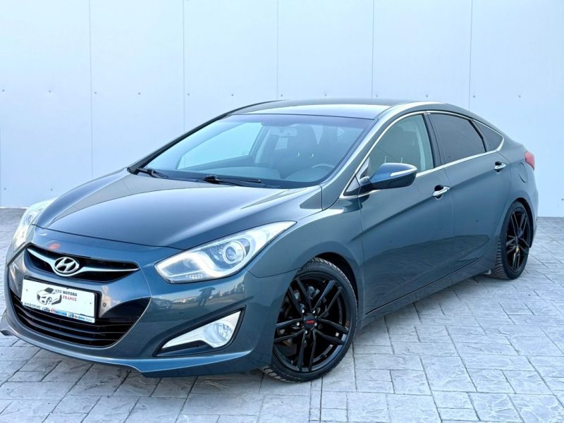 hyundai-i40-2012-1-7-diesel-136-cp-243-000-km