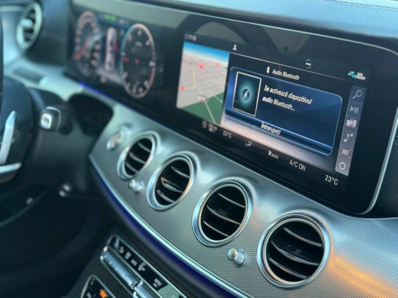 mercedes-benz-e-300-9g-tronic-amg-line