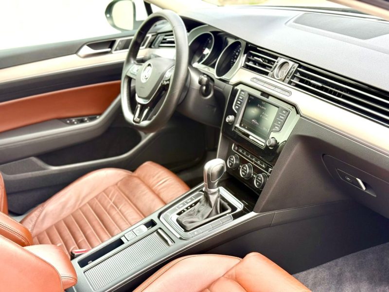 volkswagen-passat-2-0-tdi-highline-bluemotion-tech
