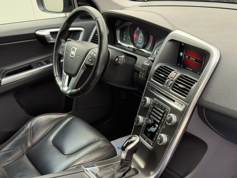 volvo-xc60-2-0d-190cp-2015-automat