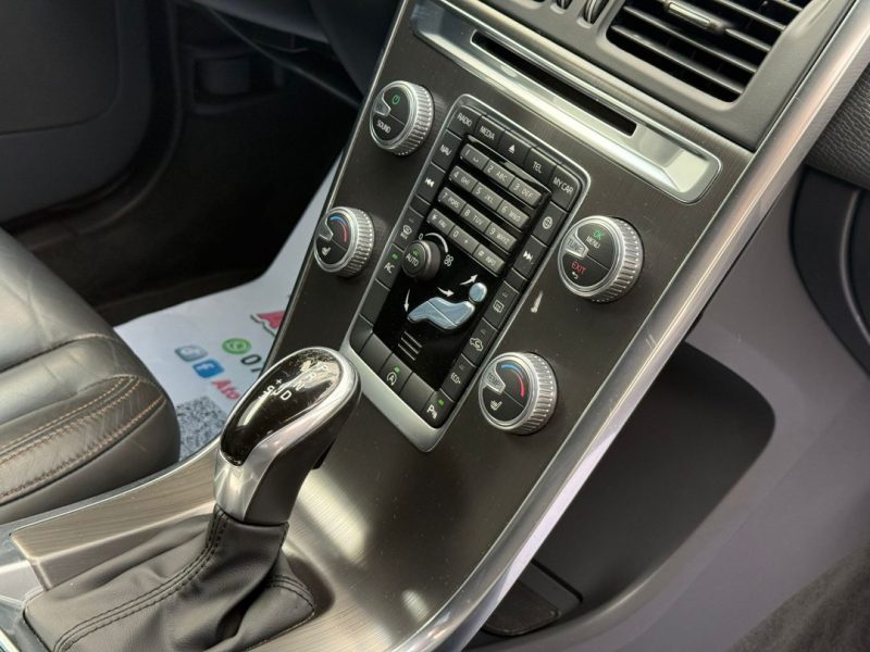 volvo-xc60-2-0d-190cp-2015-automat